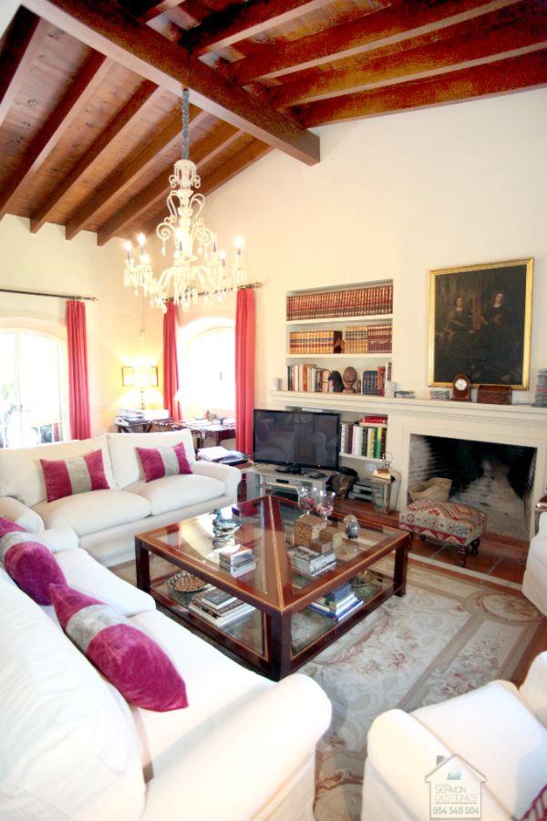 For sale of chalet in Mairena del Aljarafe