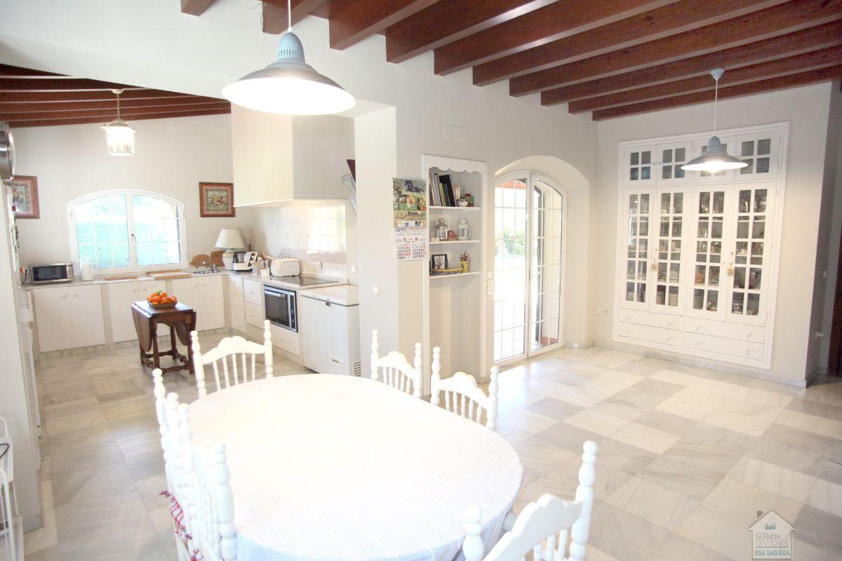 Venta de chalet en Mairena del Aljarafe