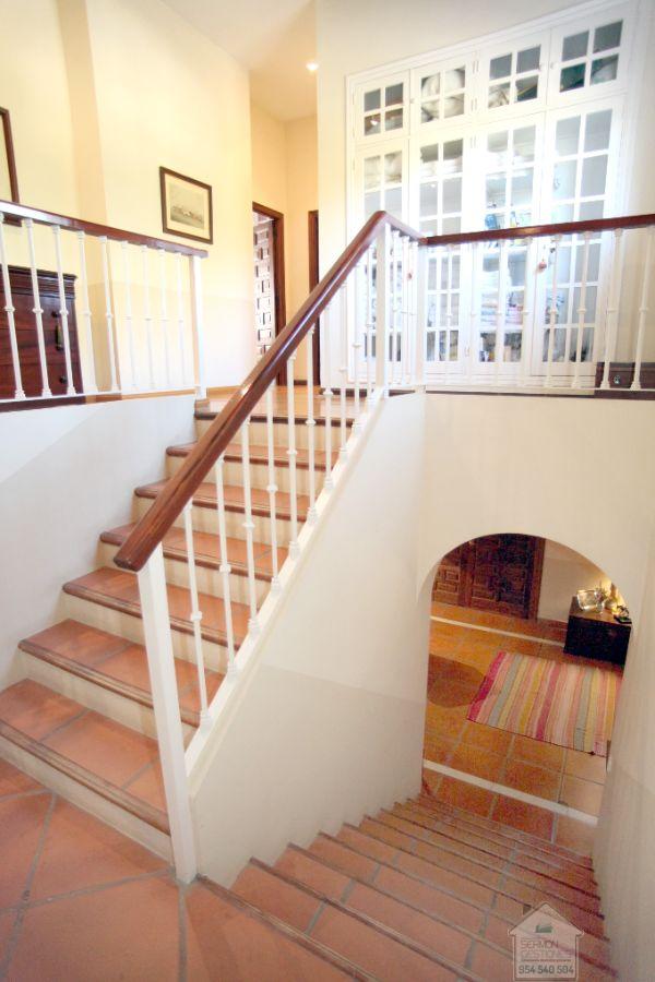 For sale of chalet in Mairena del Aljarafe