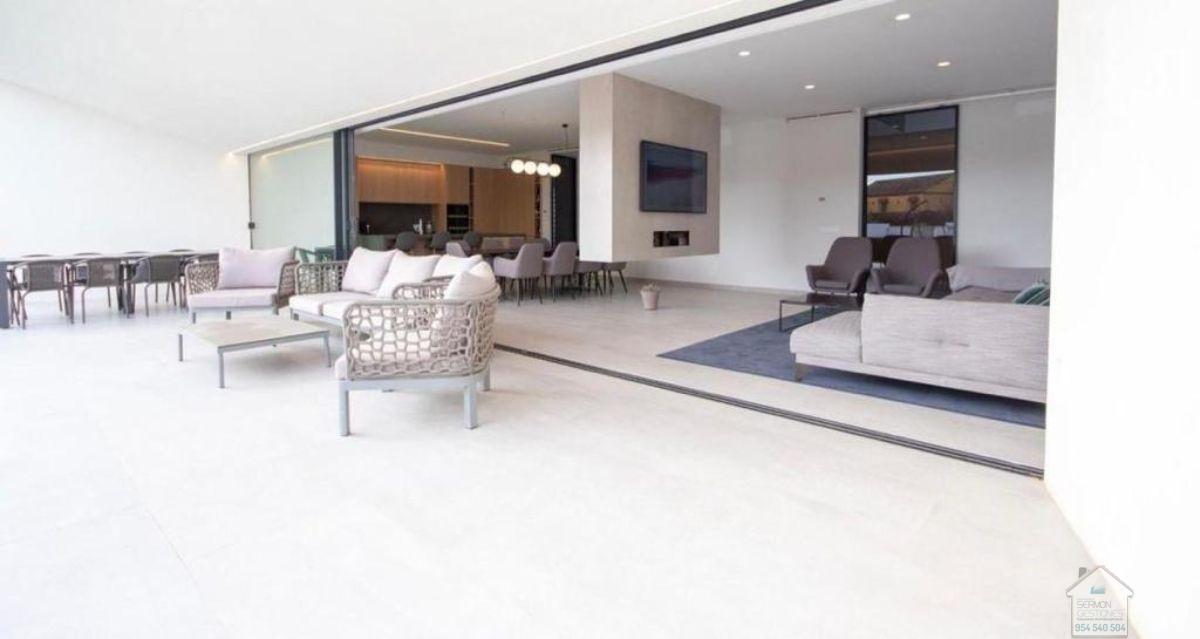 For rent of chalet in Dos Hermanas