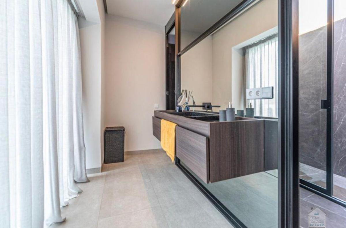 For rent of chalet in Dos Hermanas