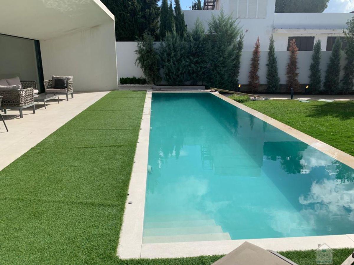 For rent of chalet in Dos Hermanas