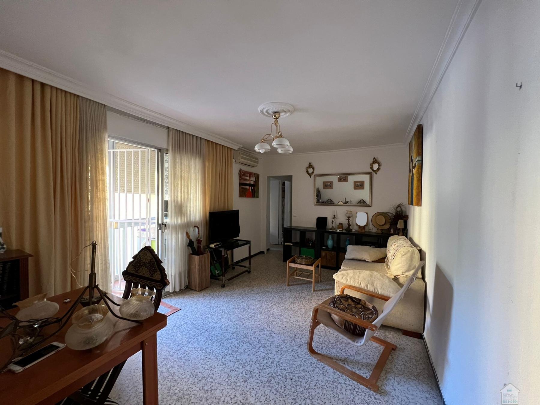 For sale of flat in Sevilla