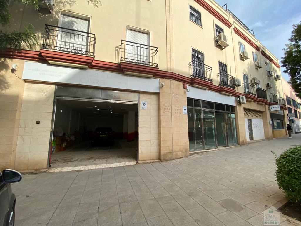 For rent of commercial in Alcalá de Guadaíra