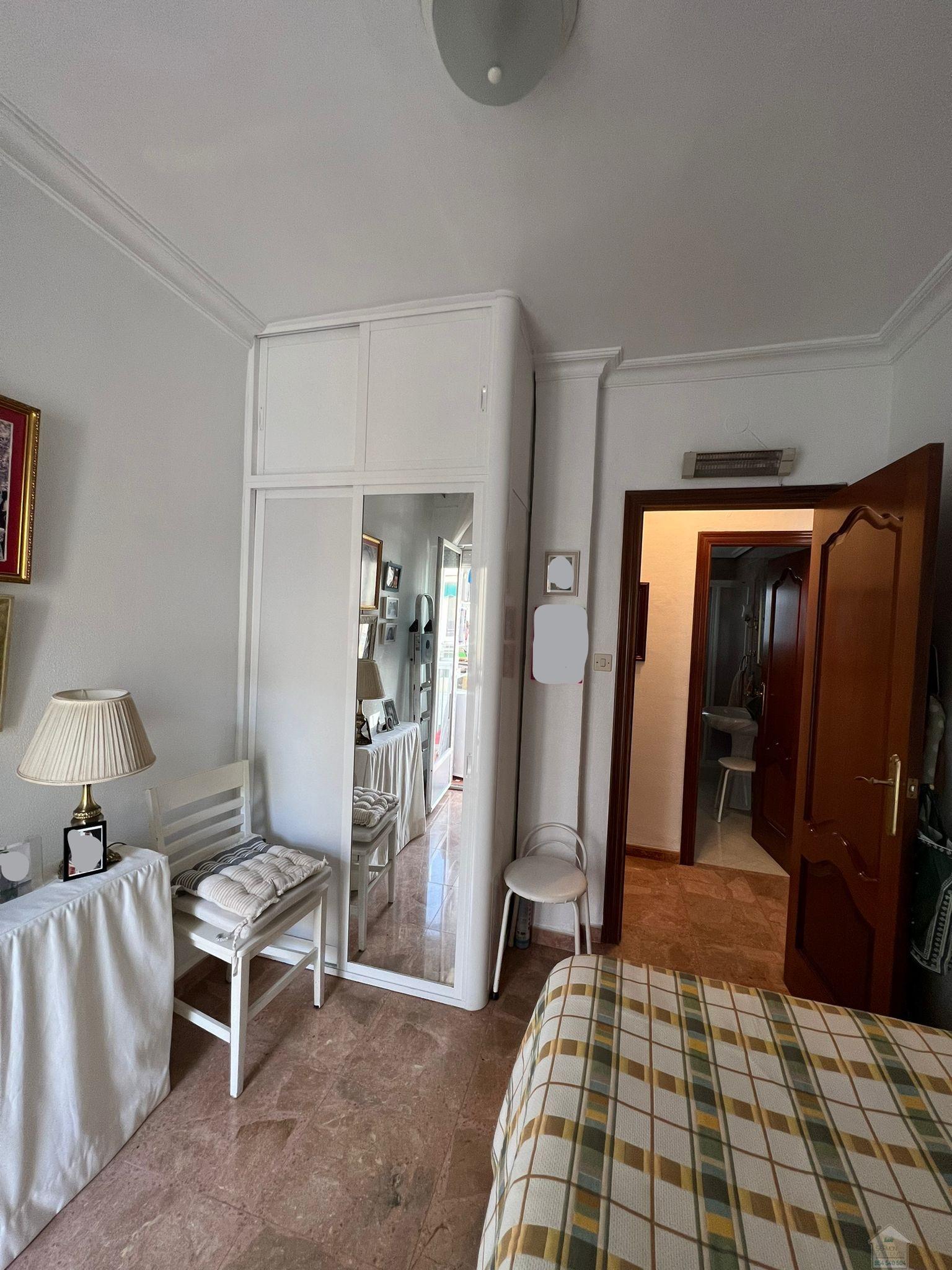 For sale of flat in Sevilla