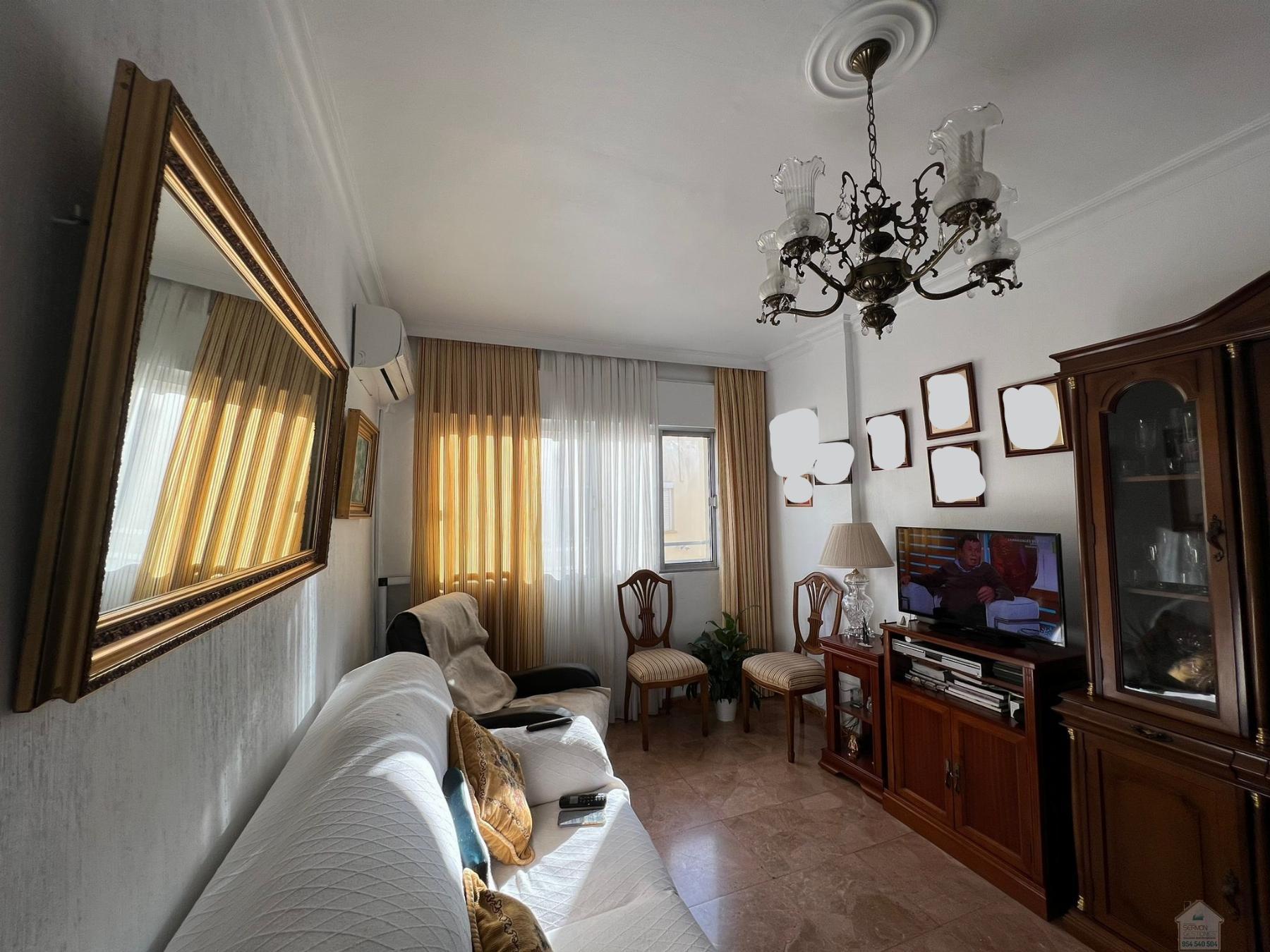 For sale of flat in Sevilla