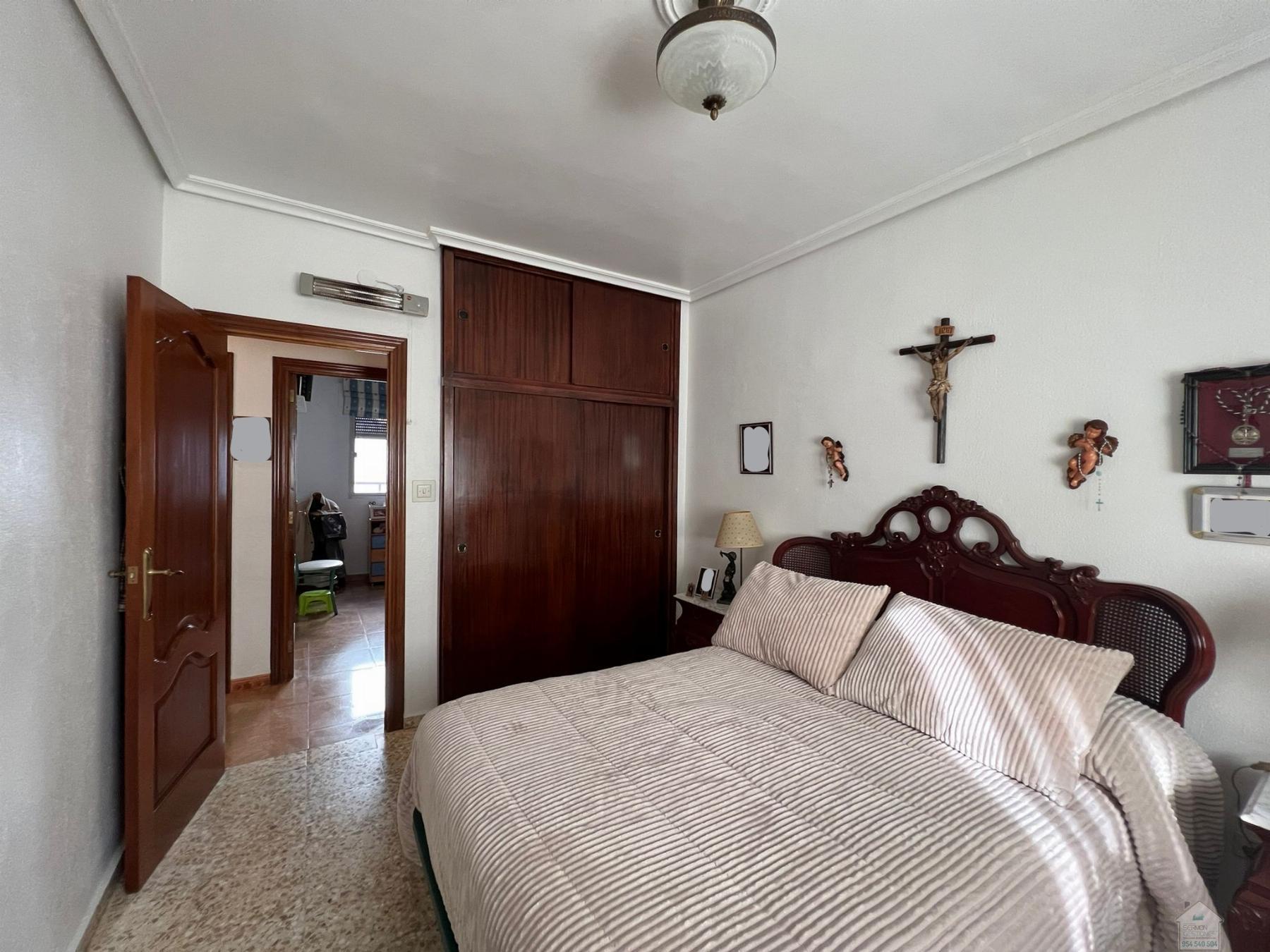 For sale of flat in Sevilla