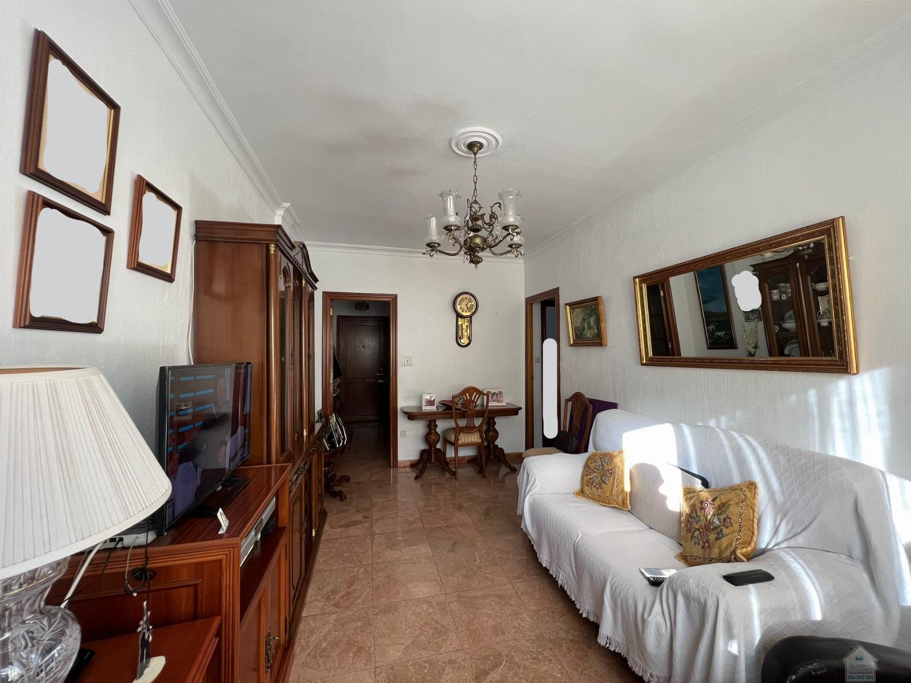 For sale of flat in Sevilla