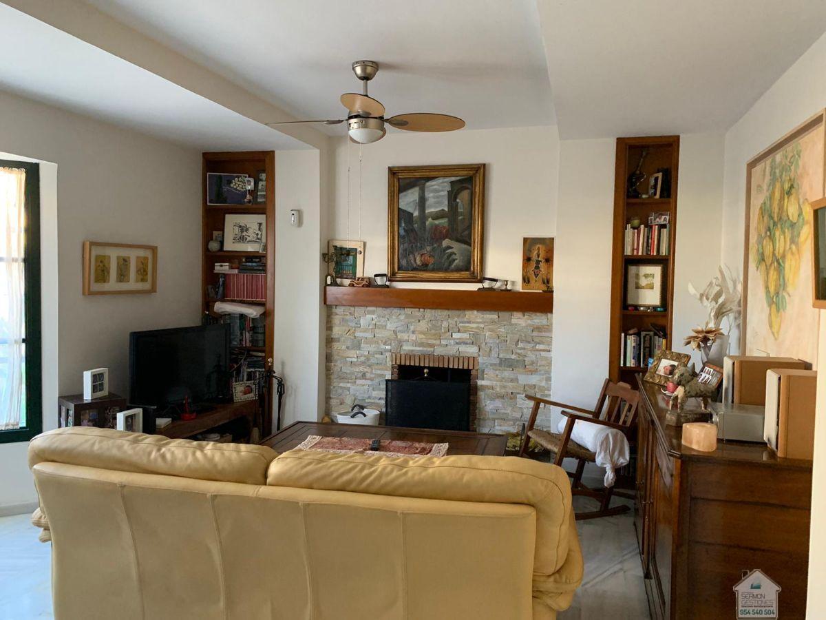 For rent of chalet in Espartinas