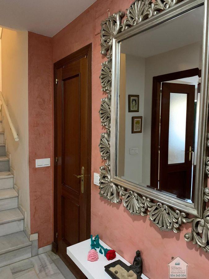 For rent of chalet in Espartinas