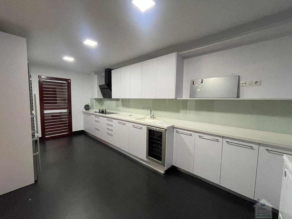 Venta de chalet en Dos Hermanas