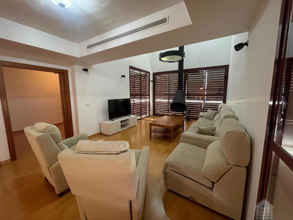 Venta de chalet en Dos Hermanas