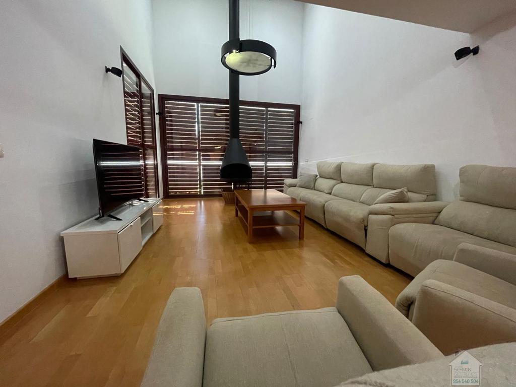 For rent of chalet in Dos Hermanas