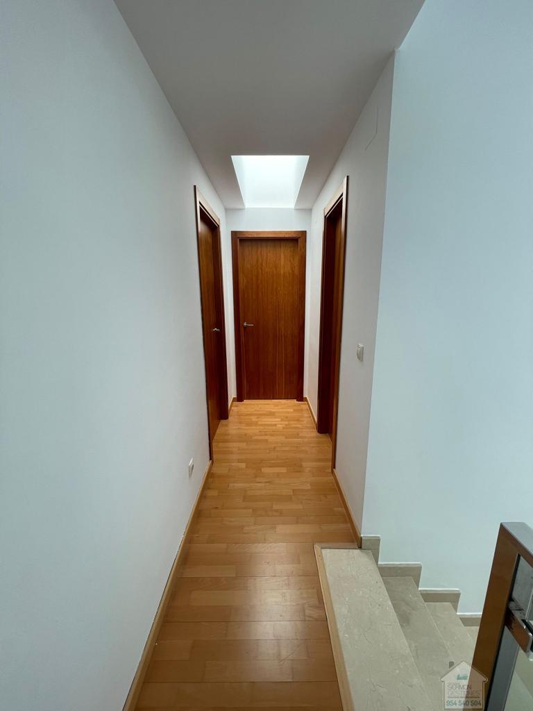 Venta de chalet en Dos Hermanas