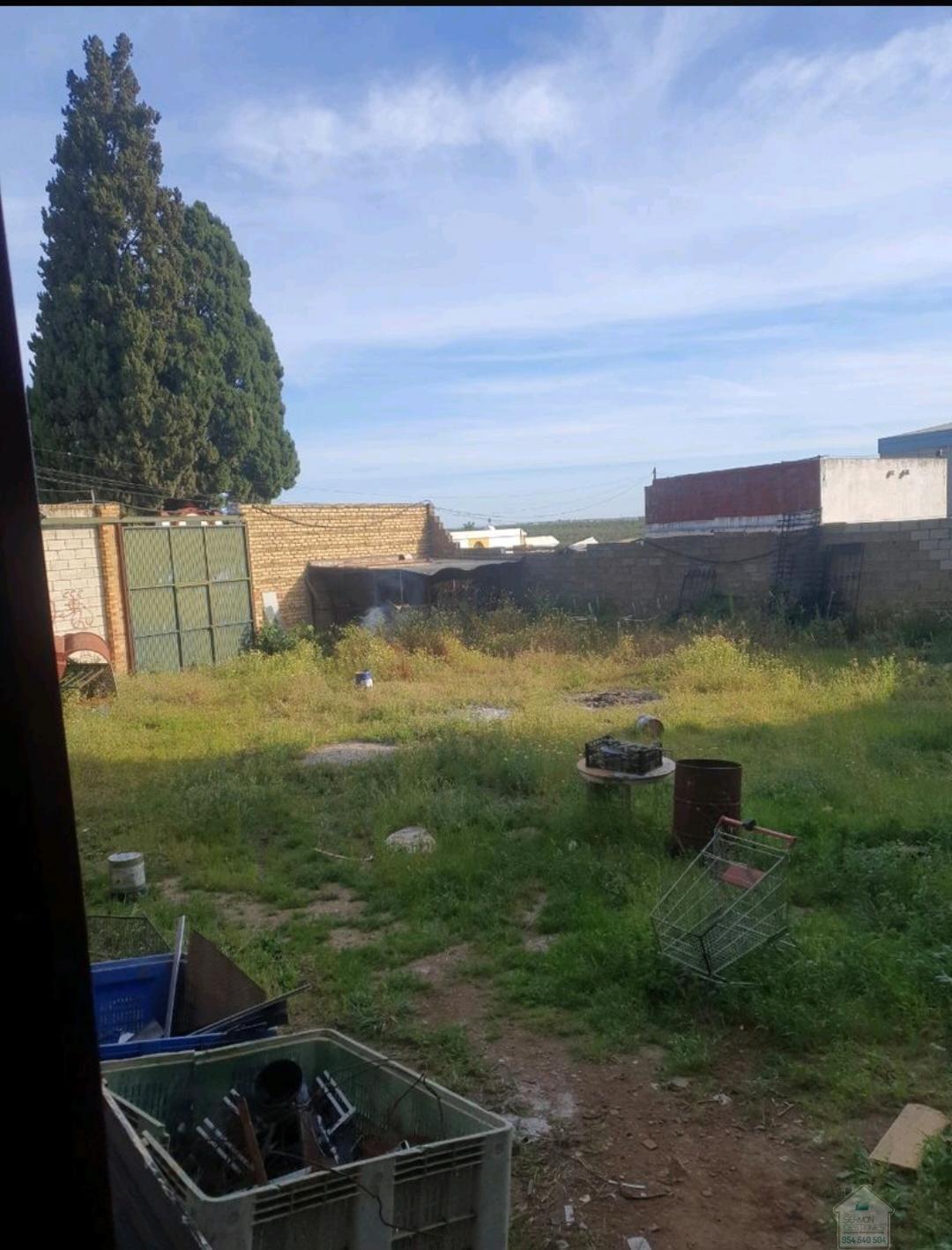 For sale of land in Espartinas