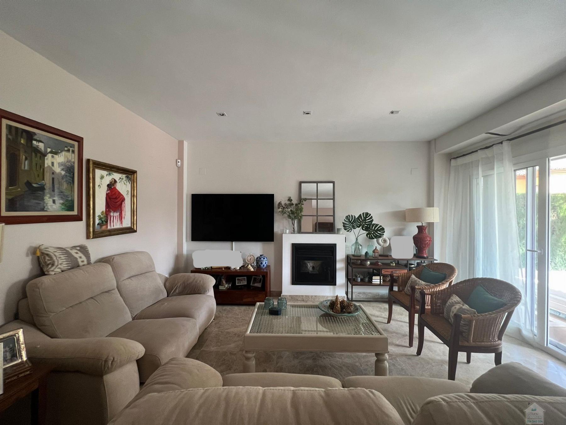 For sale of chalet in Dos Hermanas
