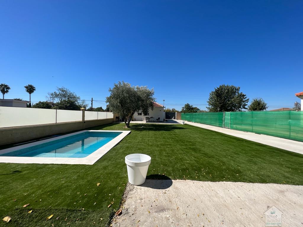 For rent of land in Carmona