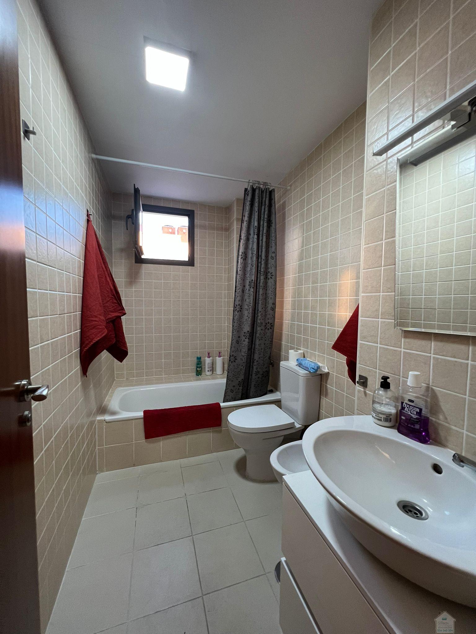 For rent of flat in Dos Hermanas