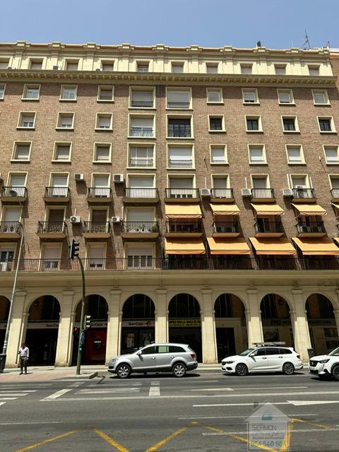 For rent of flat in Sevilla