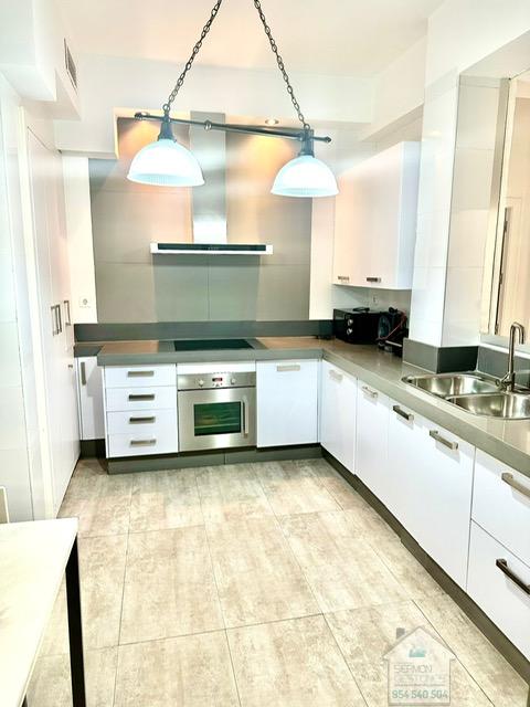 For rent of flat in Sevilla