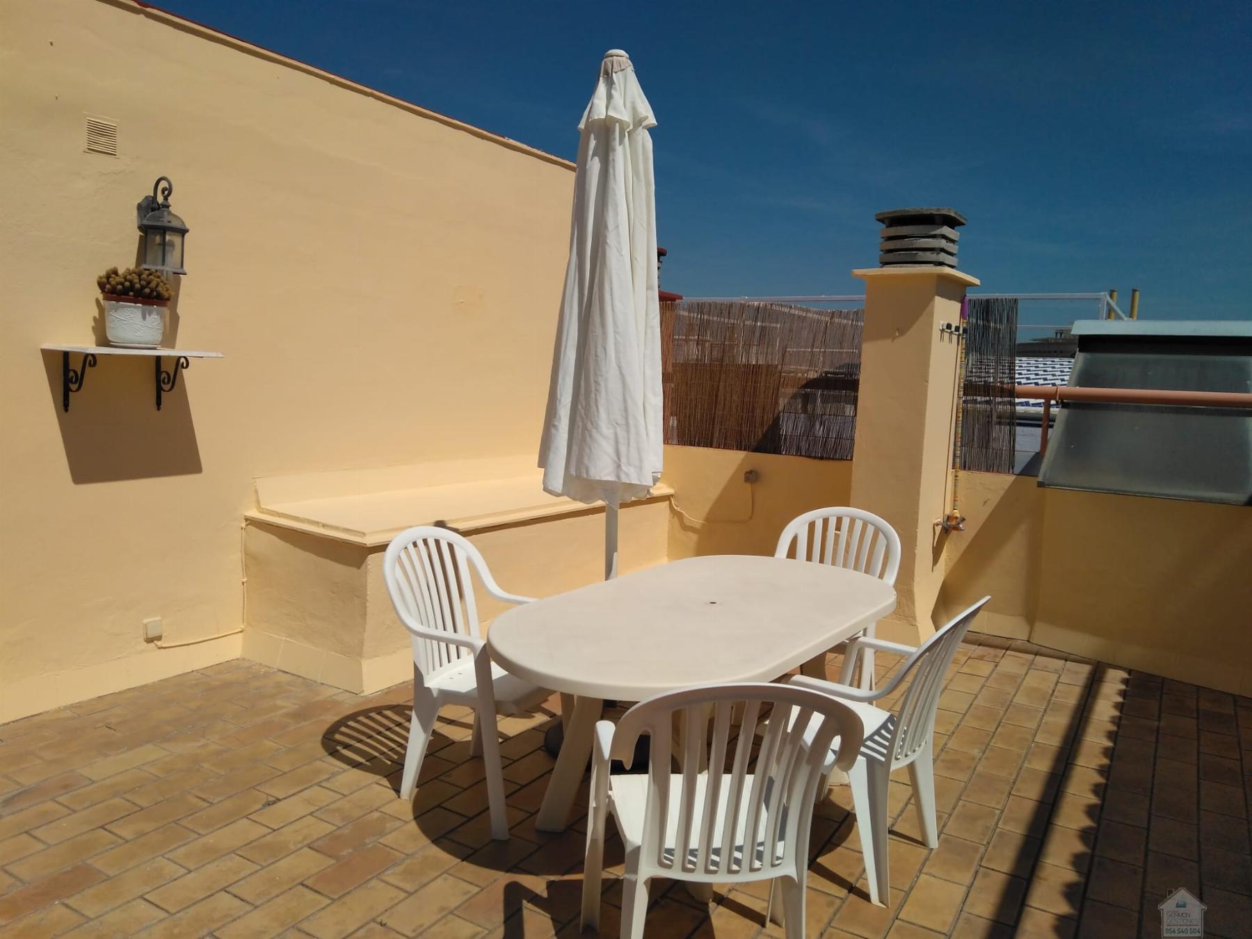 For rent of duplex in Sevilla