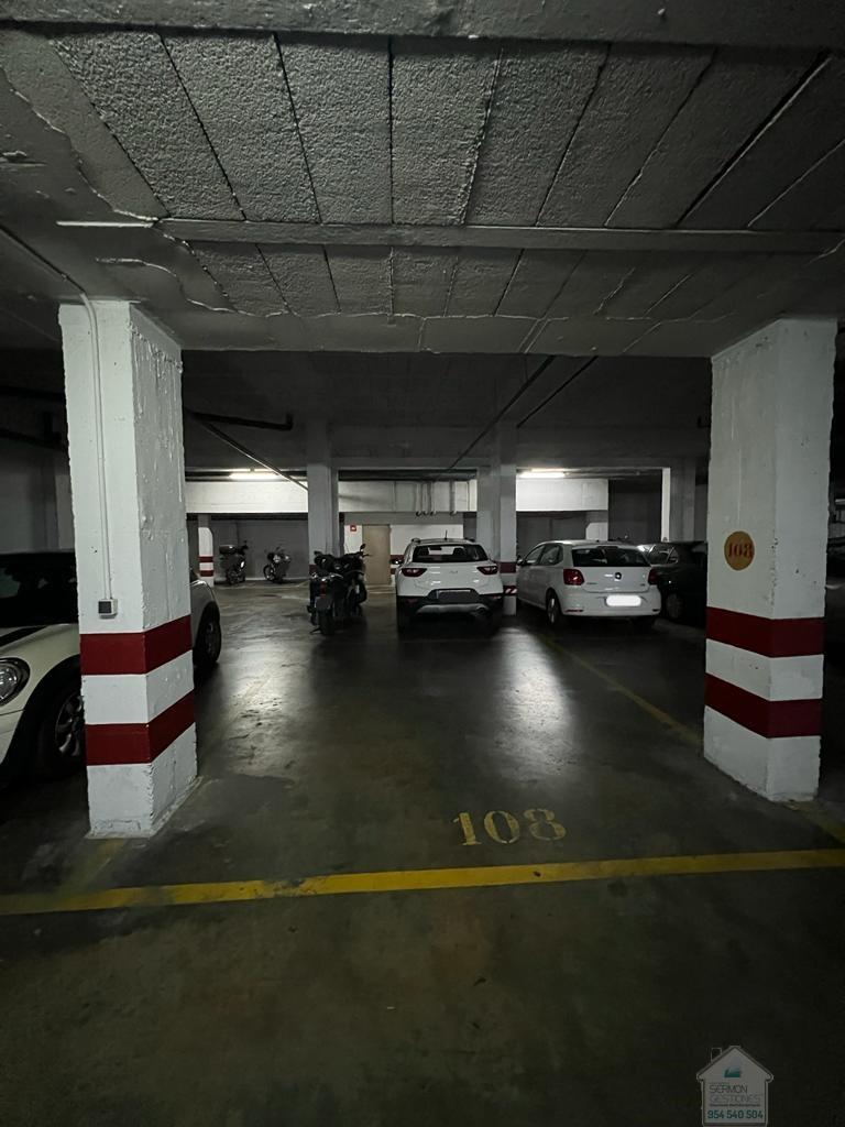 For rent of duplex in Sevilla