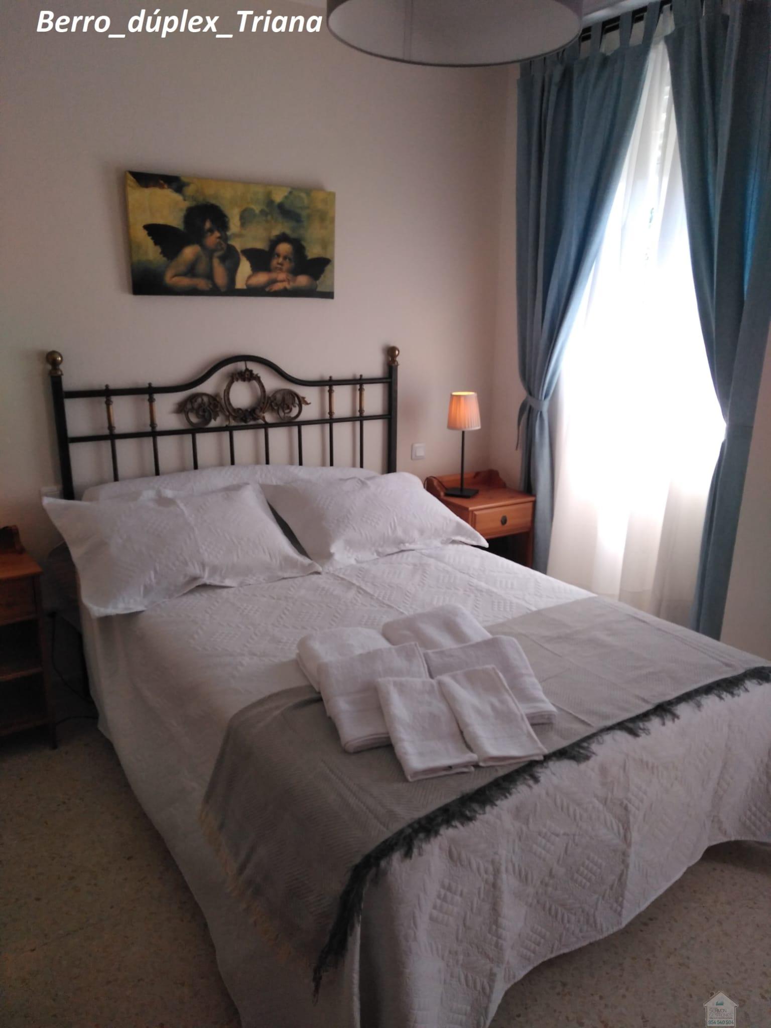 For rent of duplex in Sevilla