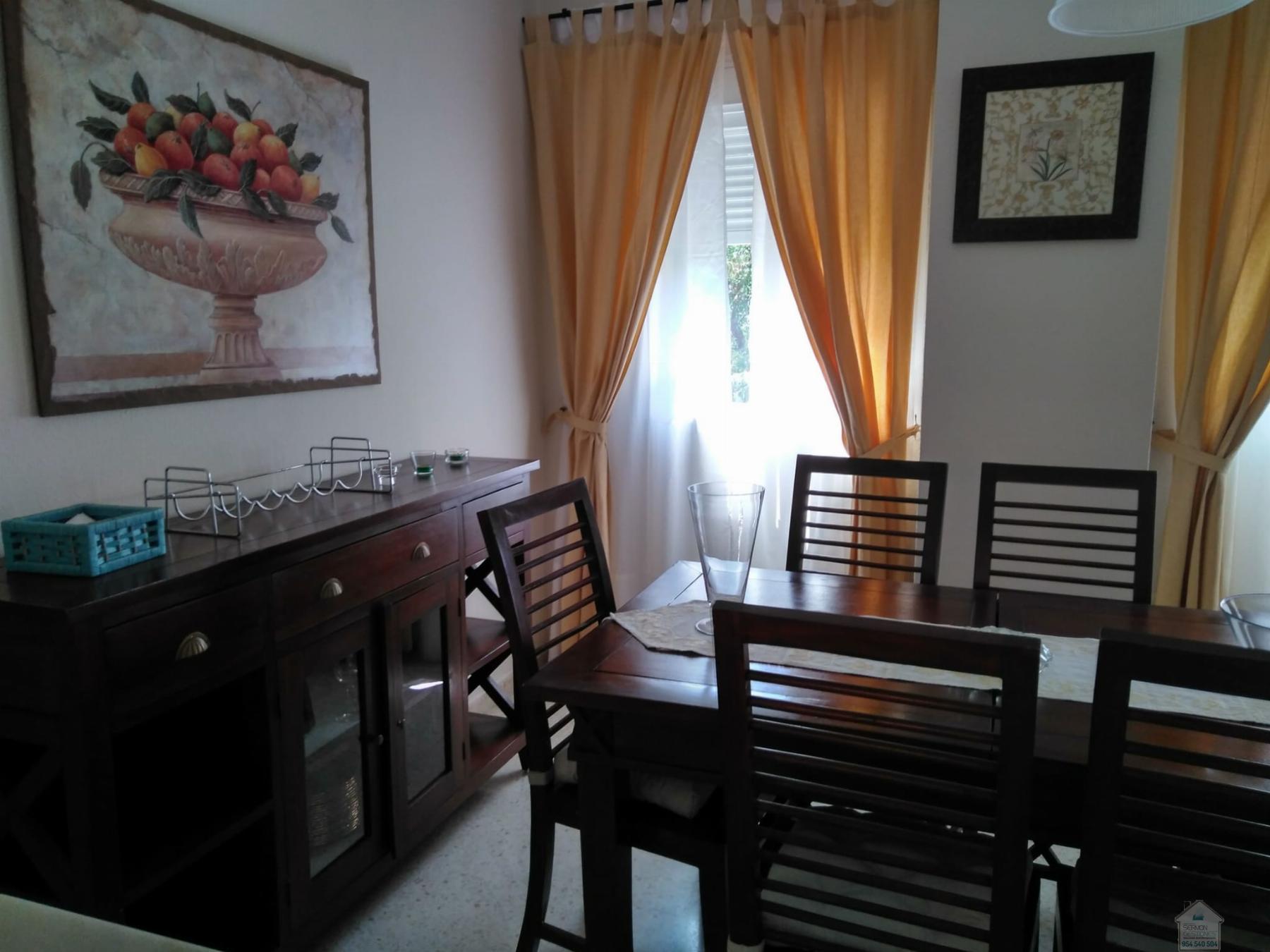 For rent of duplex in Sevilla