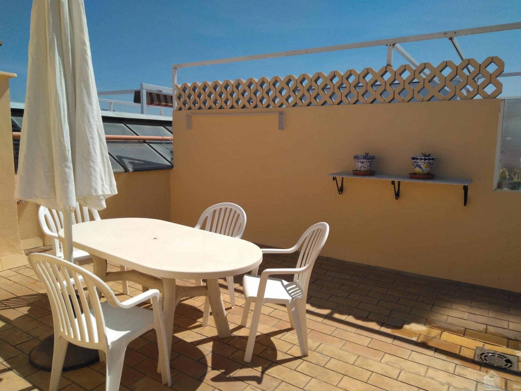 For rent of duplex in Sevilla