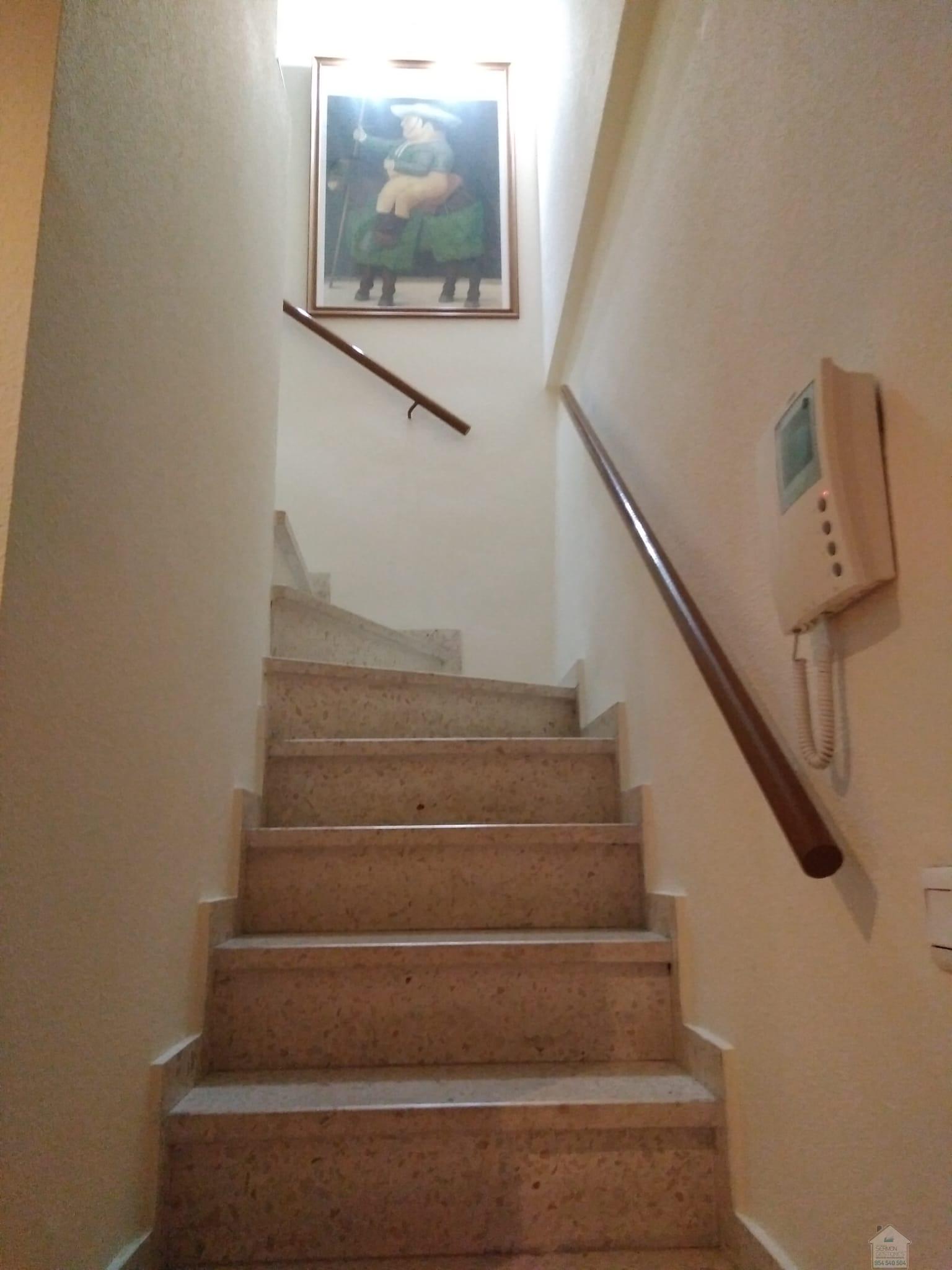 For rent of duplex in Sevilla