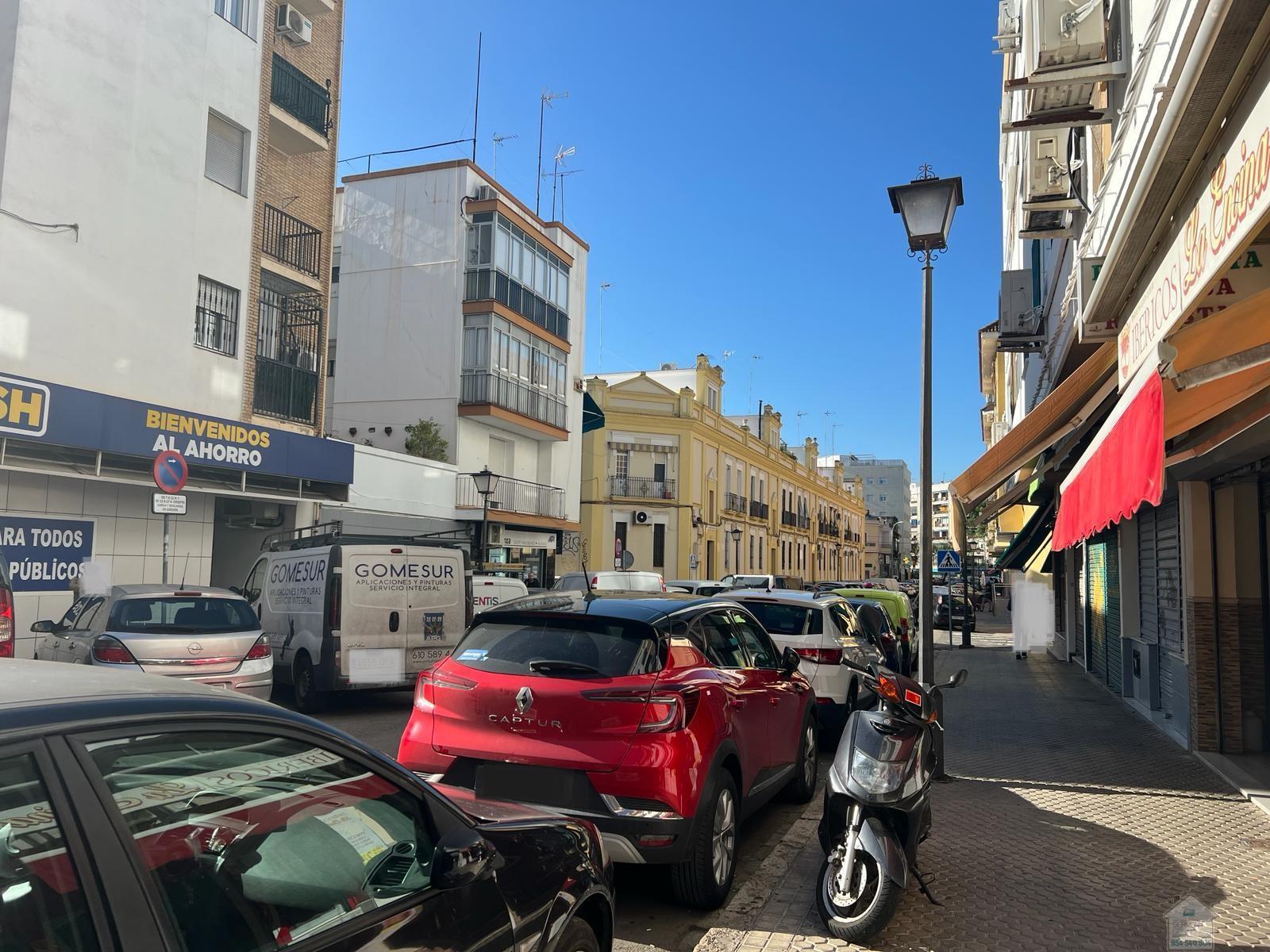 Venta de local comercial en Sevilla