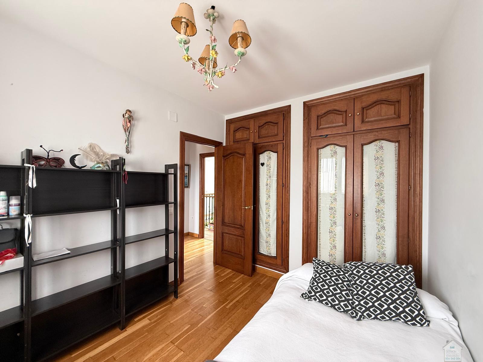 Venta de chalet en Dos Hermanas