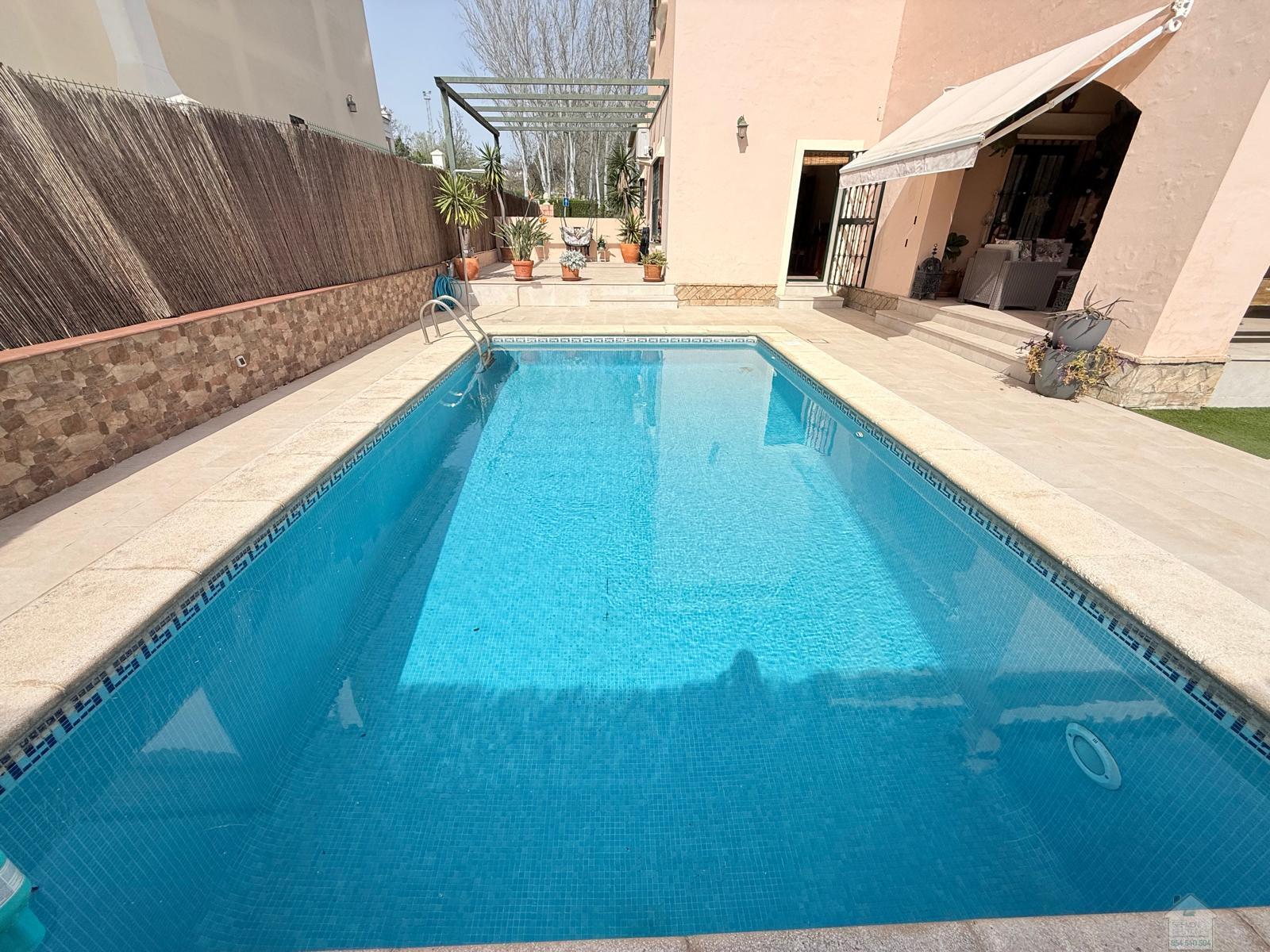 Venta de chalet en Dos Hermanas