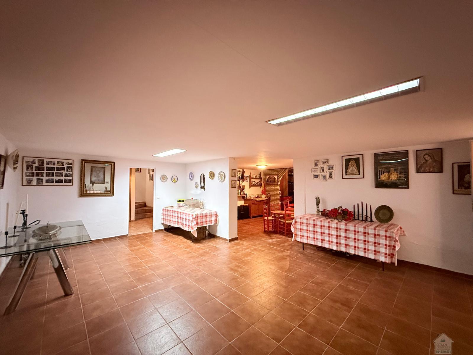 Venta de chalet en Dos Hermanas