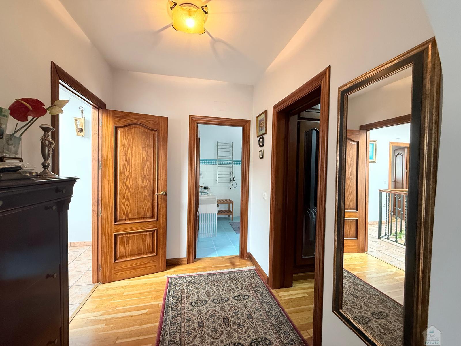 Venta de chalet en Dos Hermanas