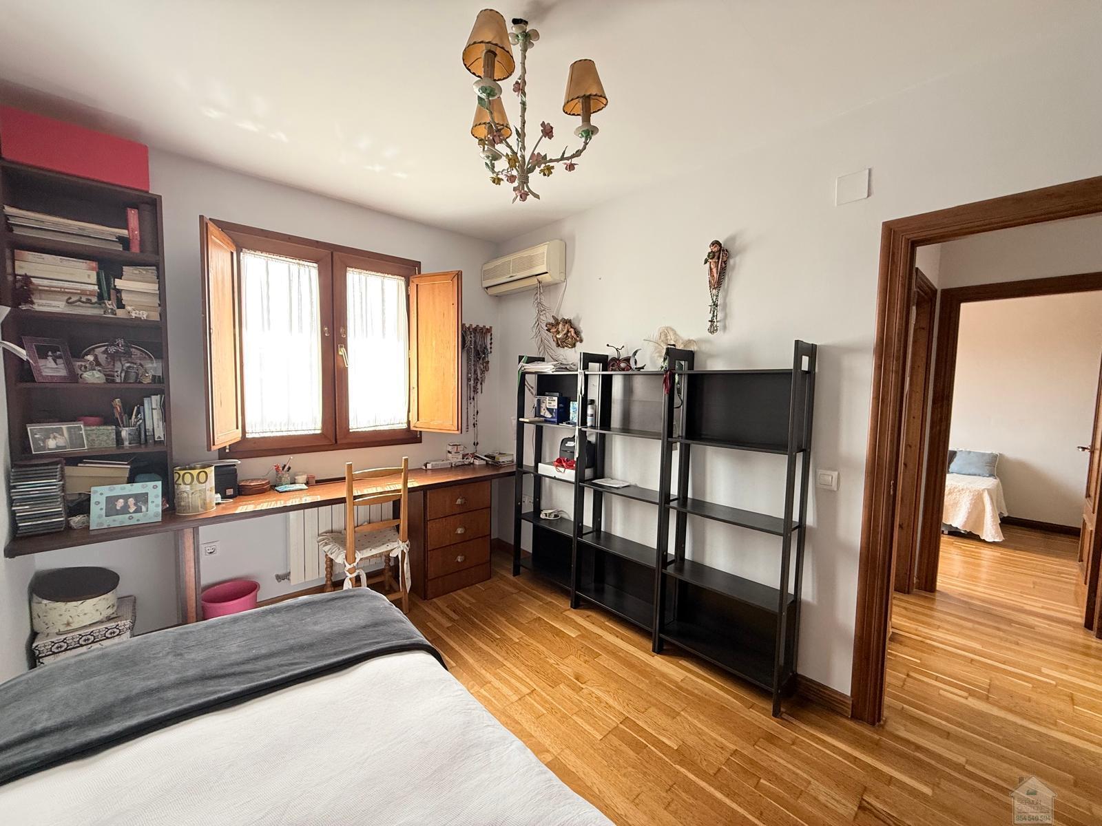 Venta de chalet en Dos Hermanas