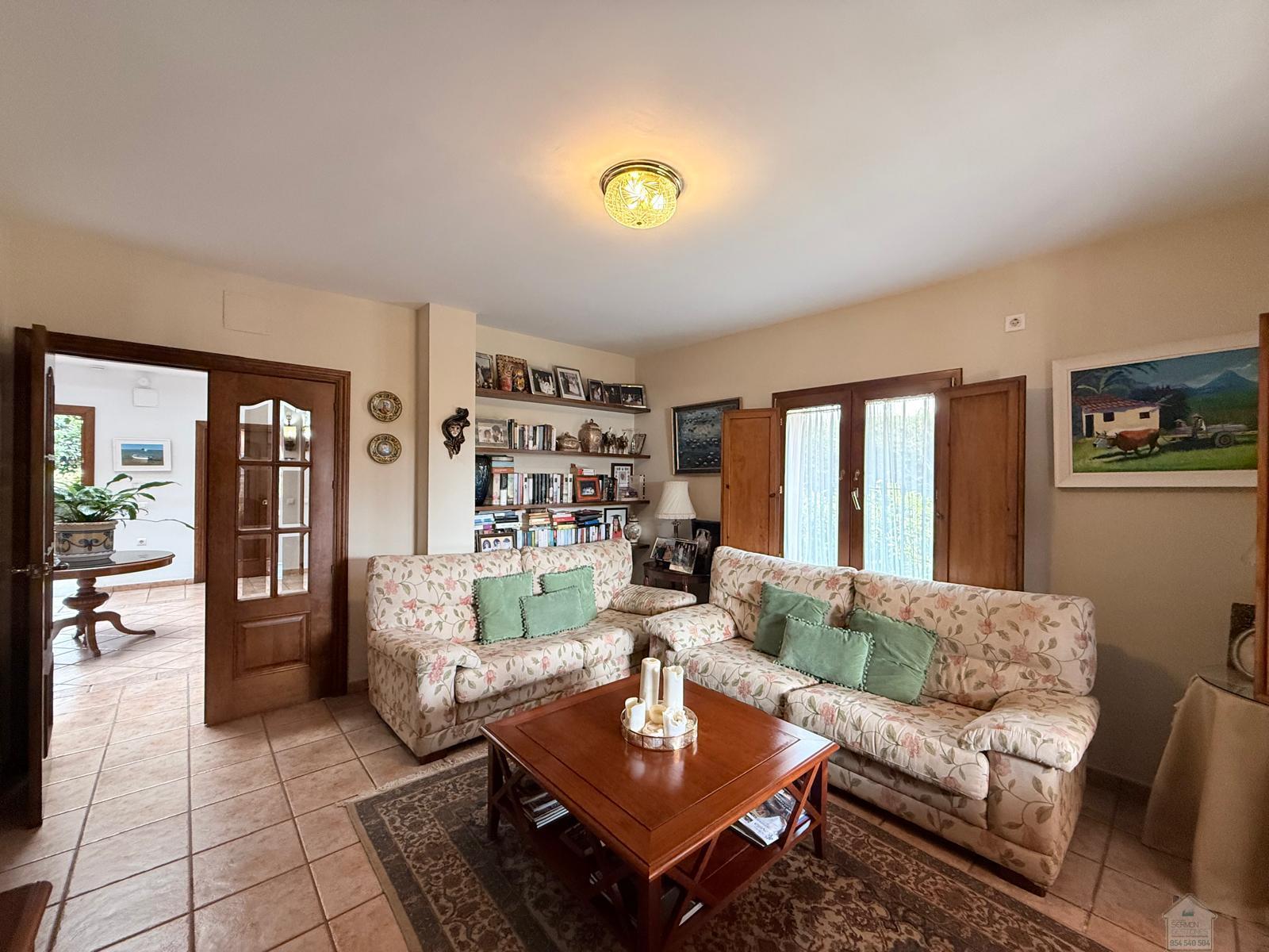 Venta de chalet en Dos Hermanas