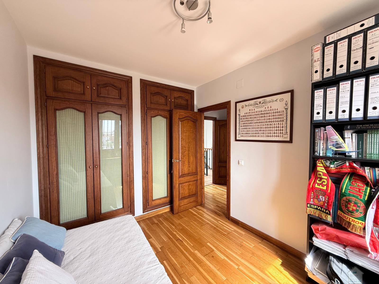 Venta de chalet en Dos Hermanas