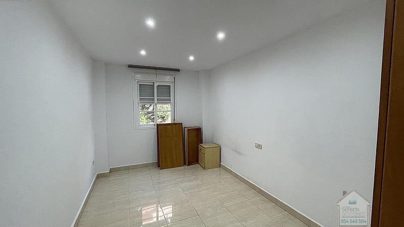 For sale of flat in Manilva