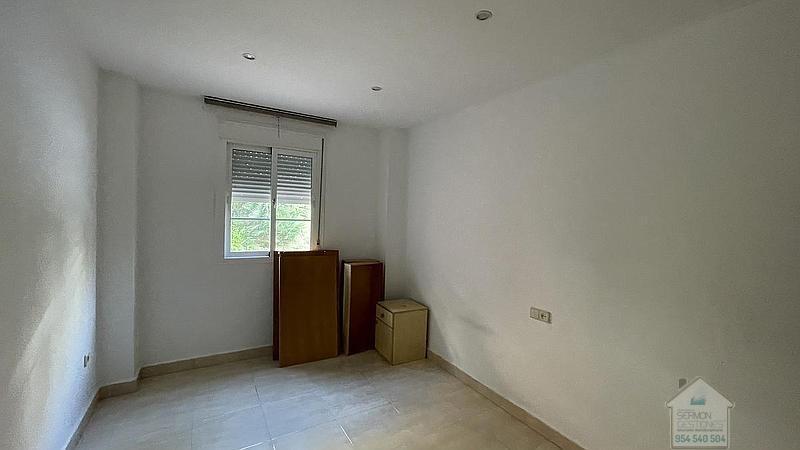 For sale of flat in Manilva