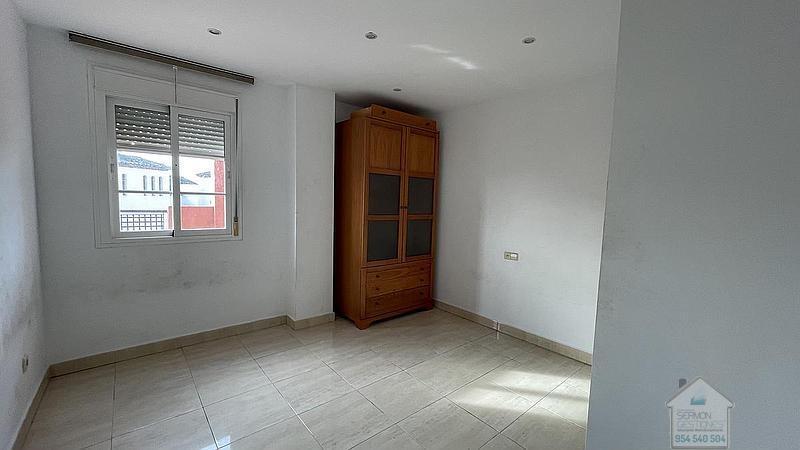 For sale of flat in Manilva