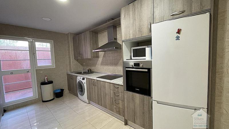 For sale of flat in Manilva