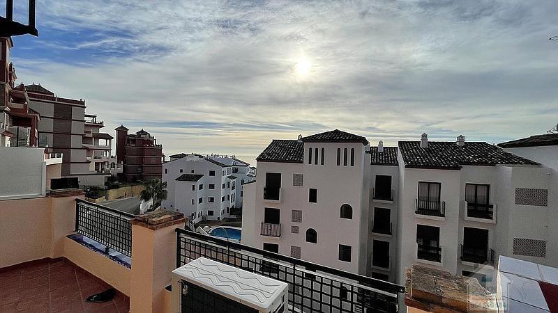 For sale of flat in Manilva