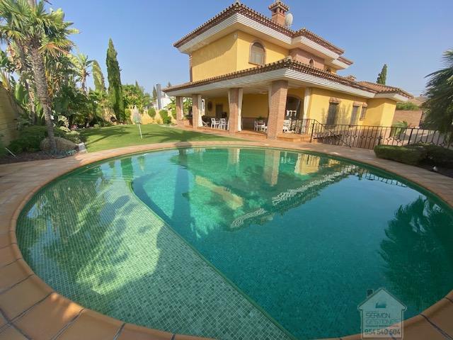 For sale of chalet in Dos Hermanas
