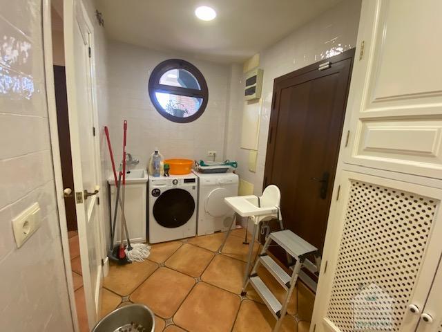 For sale of chalet in Dos Hermanas