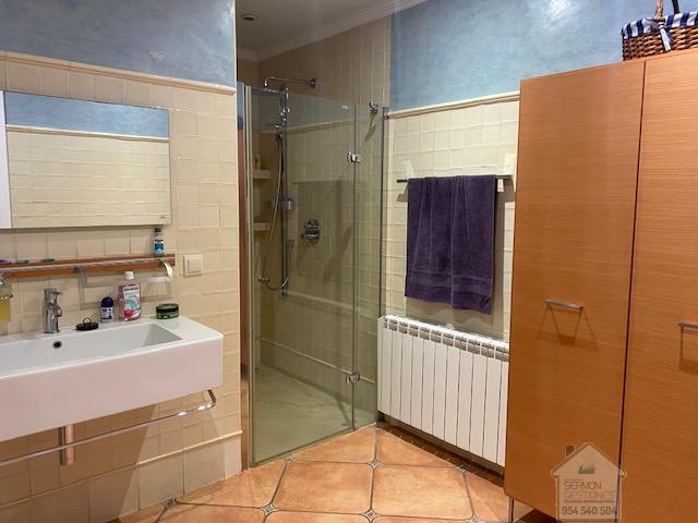 For sale of chalet in Dos Hermanas