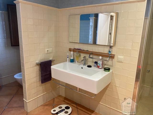 For sale of chalet in Dos Hermanas