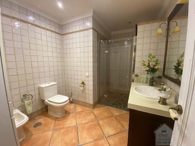 For sale of chalet in Dos Hermanas