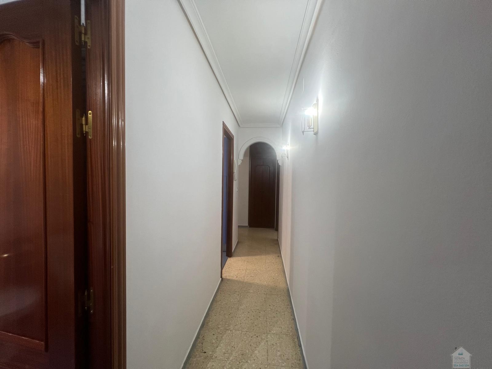 For rent of flat in Sevilla