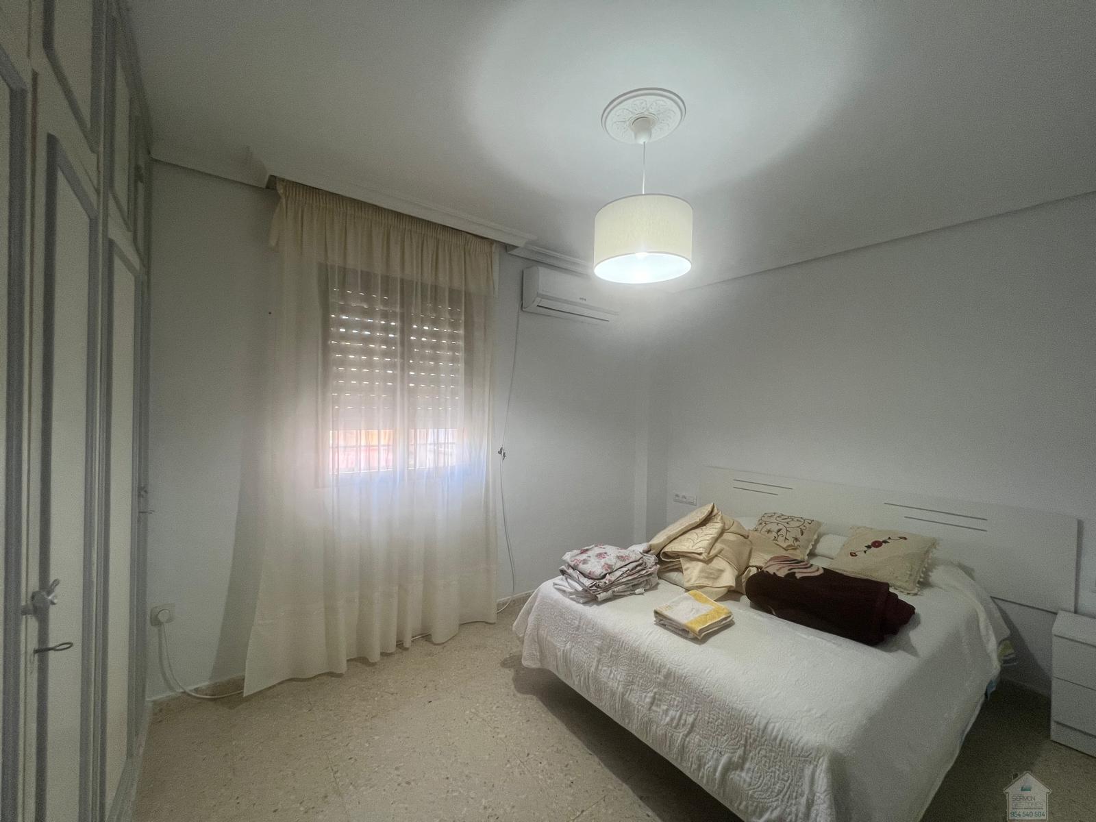 For rent of flat in Sevilla